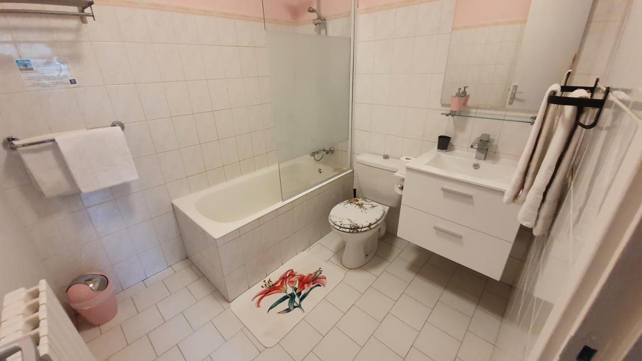 Horus Hotel Fréjus Екстериор снимка